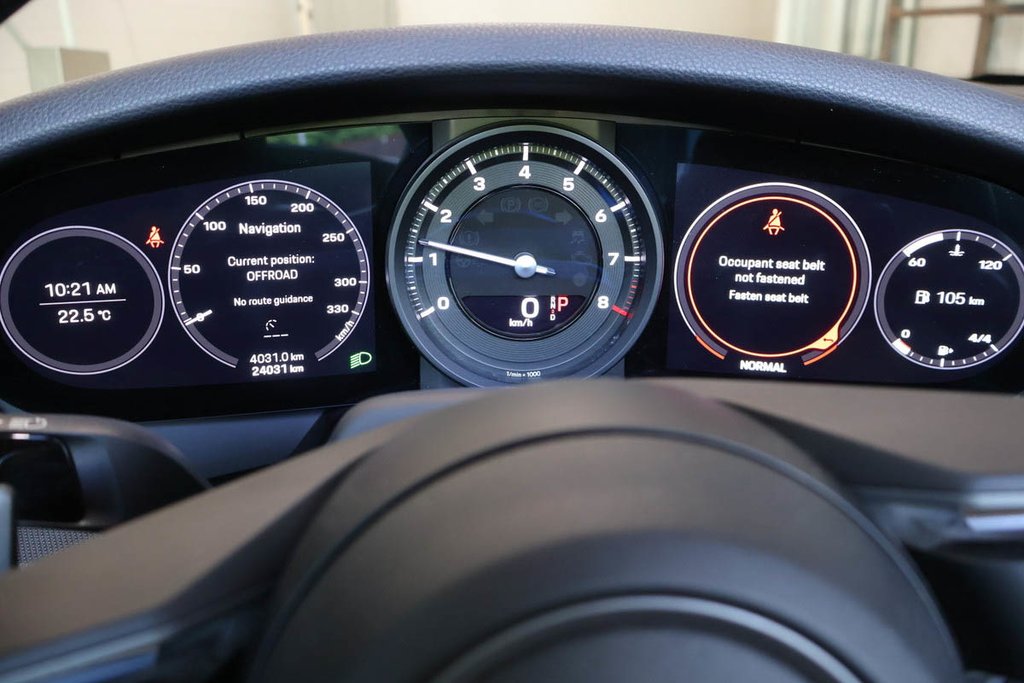 Porsche 911 CARRERA CABRIOLET + RWD 2020 à Terrebonne, Québec - 22 - w1024h768px
