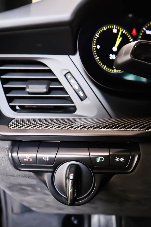 Porsche 911 GT3 + ENSEMBLE WEISSACH + RWD + 6CYL 4.0L 2024 à Terrebonne, Québec - 26 - w1024h768px