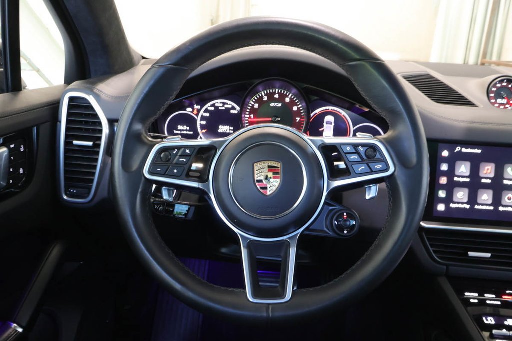 Porsche CAYENNE GTS + AWD + TOIT OUVRANT PANO 2023 à Terrebonne, Québec - 12 - w1024h768px