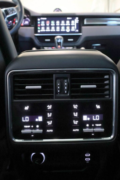 Porsche CAYENNE GTS + AWD + TOIT OUVRANT PANO 2023 à Terrebonne, Québec - 23 - w1024h768px