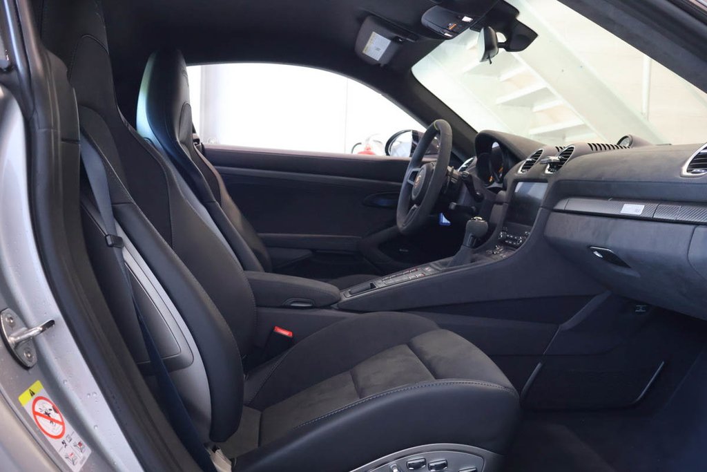 Porsche Cayman 718 GT4 RS + RWD 2025 à Terrebonne, Québec - 14 - w1024h768px