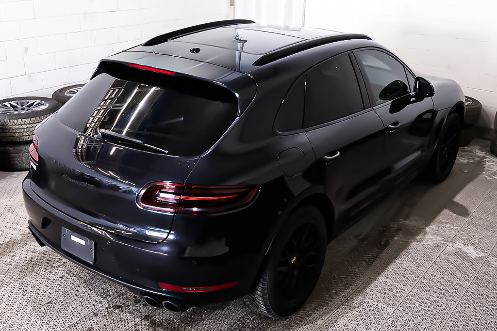 2017 Porsche Macan GTS + AWD + V6 + TOIT OUVRANT PANORAMIQUE in Terrebonne, Quebec - 7 - w1024h768px