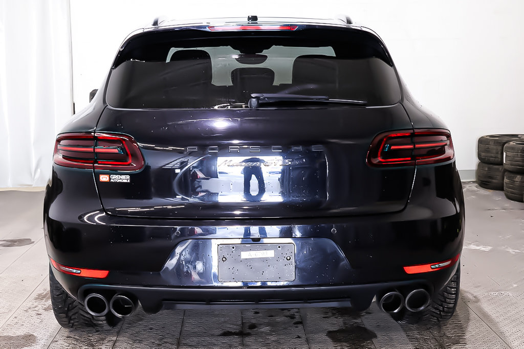 2017 Porsche Macan GTS + AWD + V6 + TOIT OUVRANT PANORAMIQUE in Terrebonne, Quebec - 6 - w1024h768px