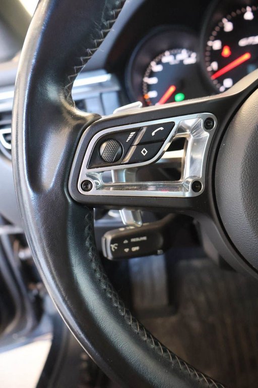 Porsche MACAN GTS + AWD + TOIT OUVRANT PANO 2020 à Terrebonne, Québec - 17 - w1024h768px