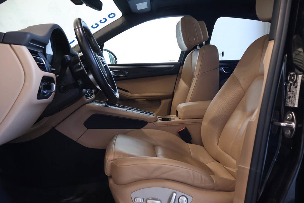 2020 Porsche MACAN AWD + TOIT OUVRANT PANO in Terrebonne, Quebec - 10 - w1024h768px