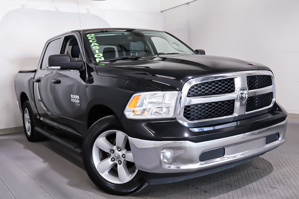 2021 Ram 1500 Classic SLT CREW + CLIMATISATION + CAMERA DE RECUL in Terrebonne, Quebec - 1 - w1024h768px