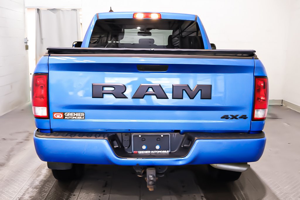 2021 Ram 1500 Classic EXPRESS + 4X4 +  QUAD CAB + NIGHT EDITION in Terrebonne, Quebec - 6 - w1024h768px