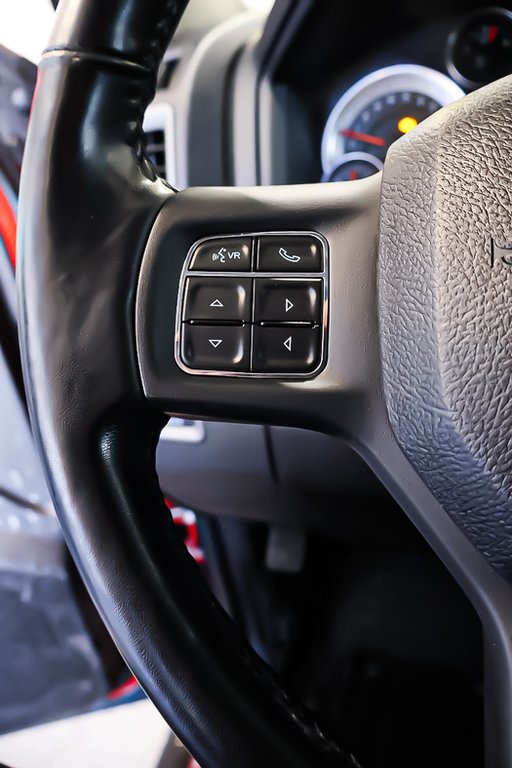 2021 Ram 1500 Classic Express in Terrebonne, Quebec - 15 - w1024h768px