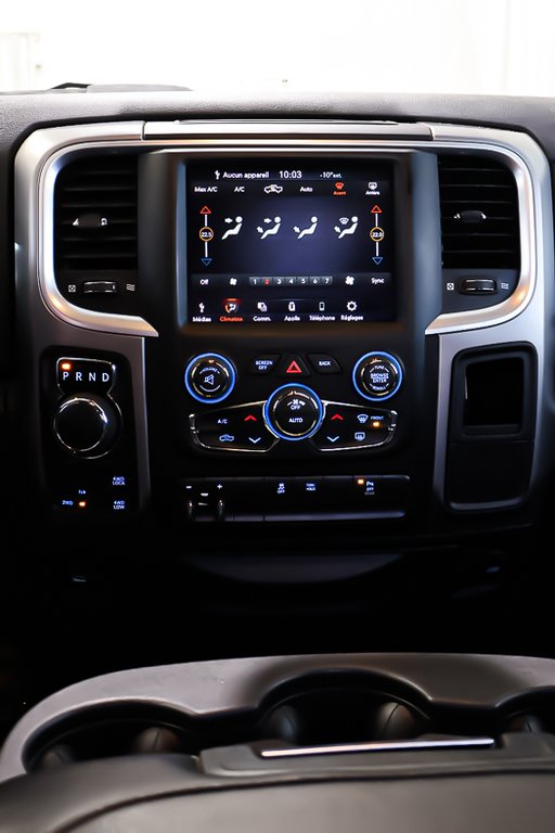 Ram 1500 Classic WARLOCK + 4X4 + QUAD CAB + V8 HEMI 5.7L 2021 à Terrebonne, Québec - 19 - w1024h768px