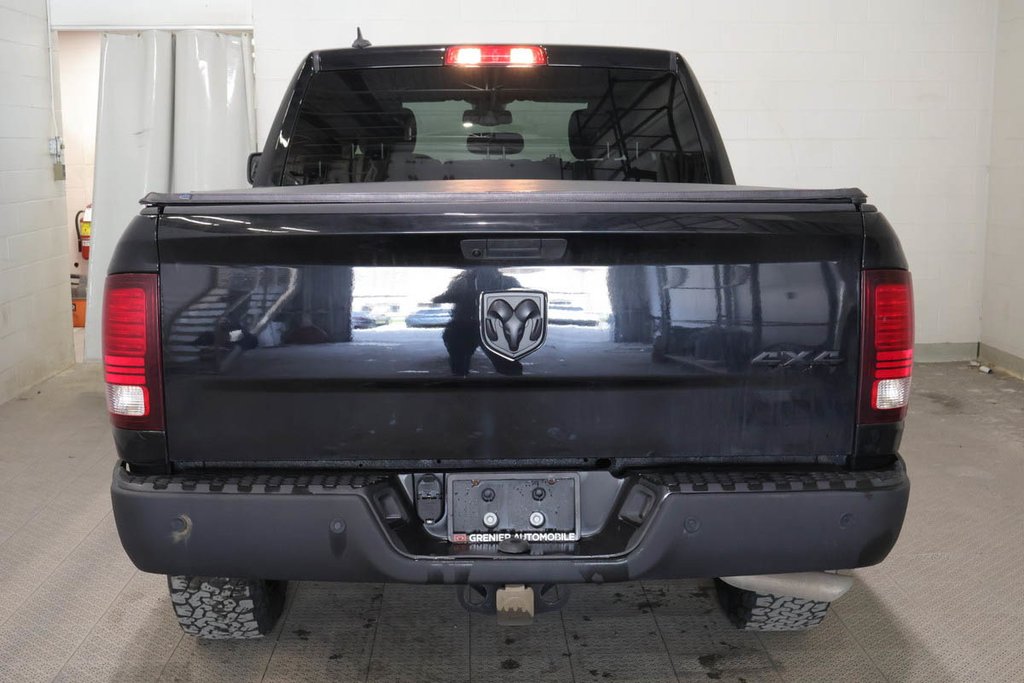 2021 Ram 1500 Classic WARLOCK + 4X4 + CREW CAB + V6 3.6L in Terrebonne, Quebec - 6 - w1024h768px