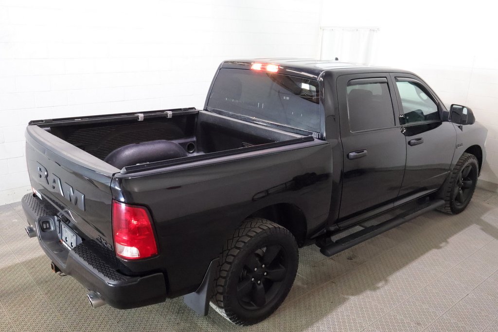Ram 1500 Classic EXPRESS + 4X4 + CREW CAB + V8 HEMI 5.7L 2021 à Terrebonne, Québec - 7 - w1024h768px