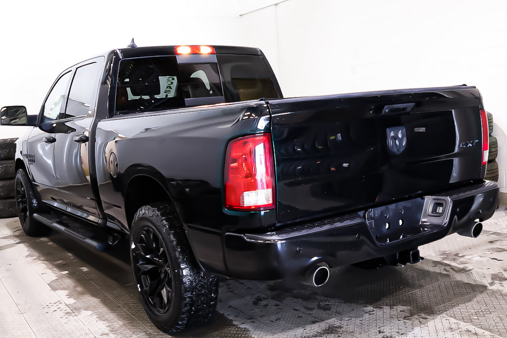 2022 Ram 1500 Classic SLT + ALLURE NOIR + 4X4 + V8+ CREW CAB in Terrebonne, Quebec - 3 - w1024h768px