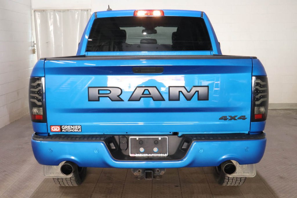 Ram 1500 Classic EXPRESS + 4X4 + CREW CAB + NIGHT EDITION 2022 à Terrebonne, Québec - 6 - w1024h768px