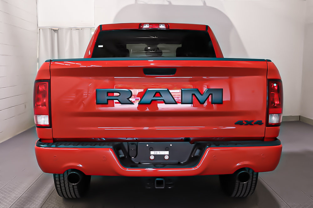 2023 Ram 1500 Classic EXPRESS in Terrebonne, Quebec - 5 - w1024h768px