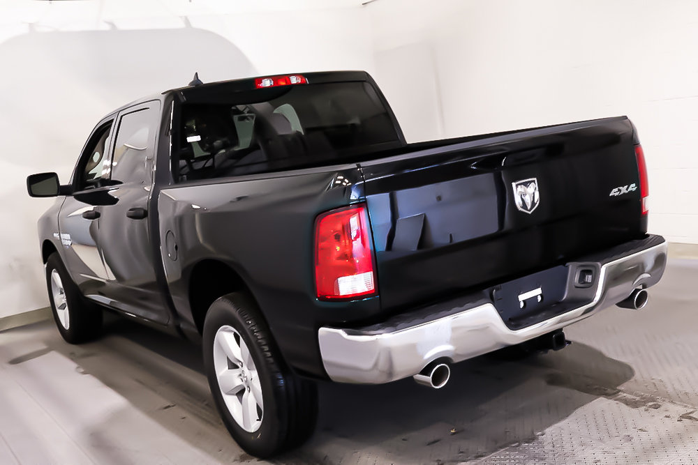 2024 Ram 1500 Classic TRADESMAN in Terrebonne, Quebec - 3 - w1024h768px