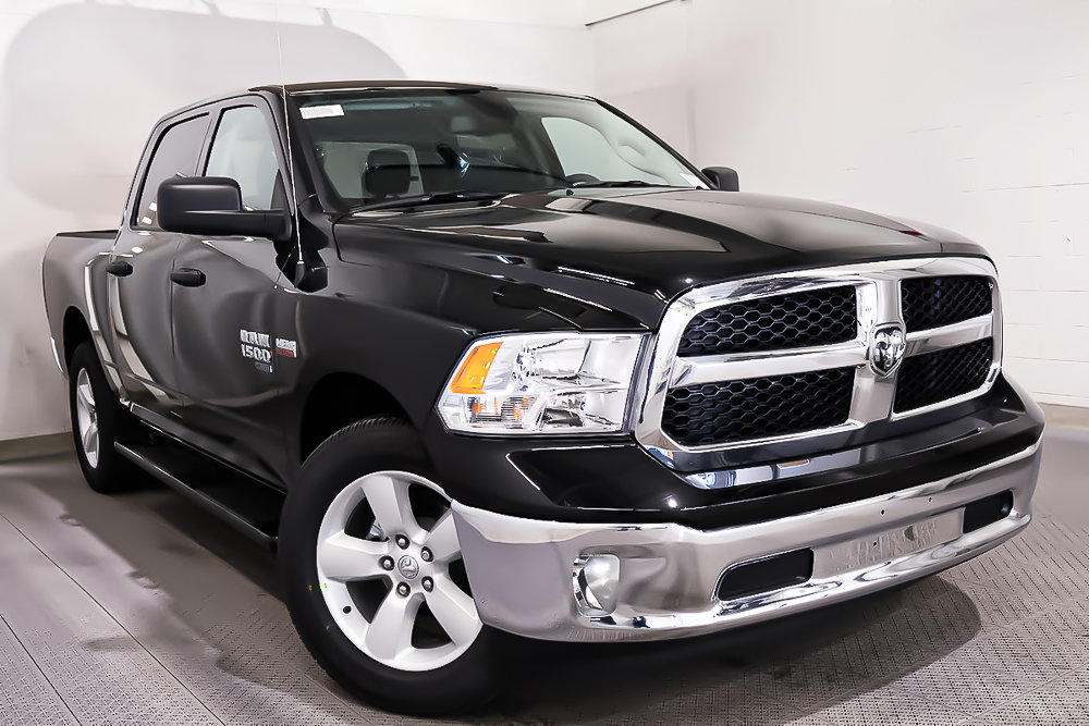 Ram 1500 Classic TRADESMAN 2024 à Terrebonne, Québec - 1 - w1024h768px