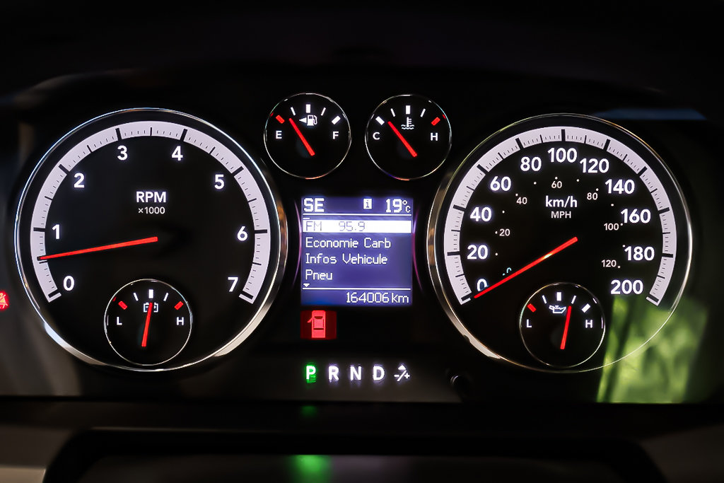 2010 Ram 1500 SLT + 4X4 + QUAD CAB + BOITE 6'4 in Terrebonne, Quebec - 18 - w1024h768px