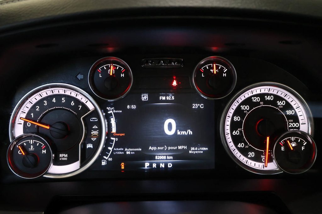 Ram 1500 SPORT + 4X4 + CREW CAB + BOITE 6' 2015 à Terrebonne, Québec - 18 - w1024h768px