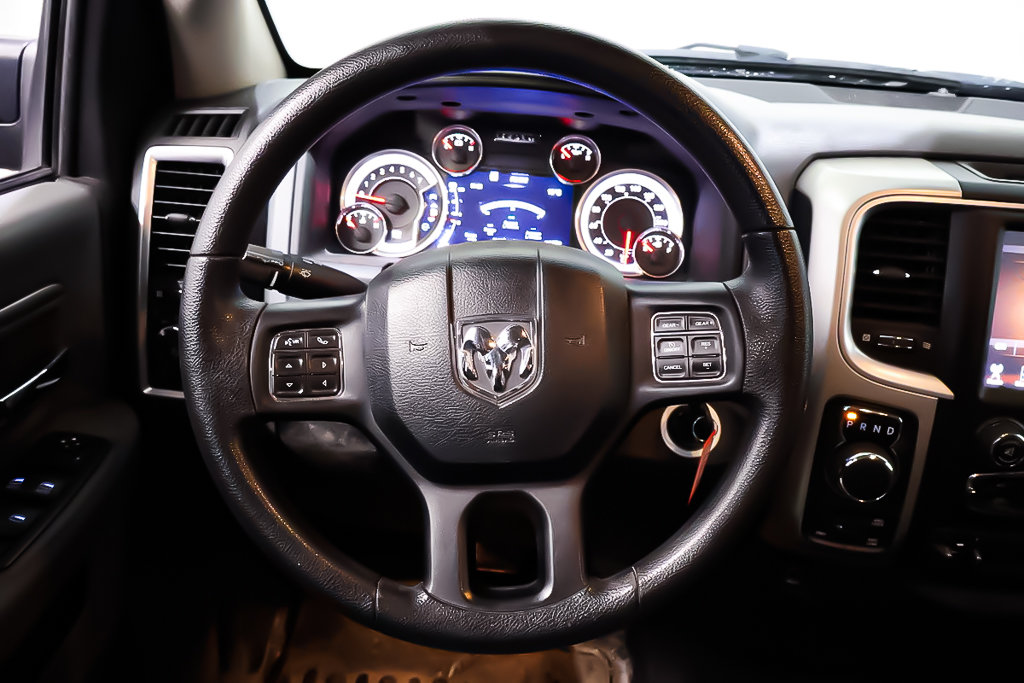 2016 Ram 1500 SLT OUTDOORSMAN + 4X4 + QUAD CAB + V6 3.6L in Terrebonne, Quebec - 13 - w1024h768px