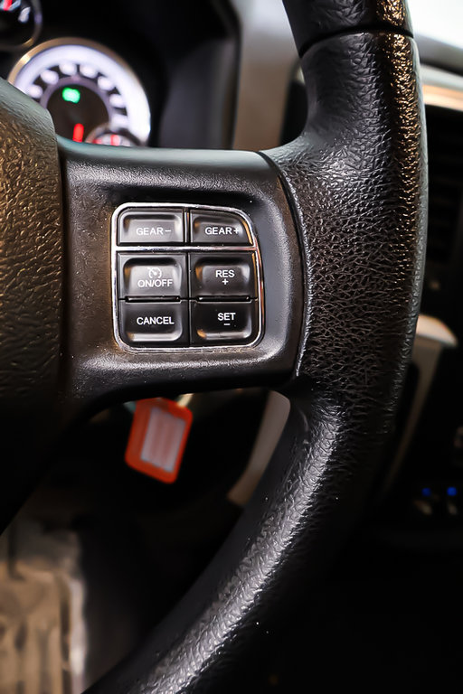 2016 Ram 1500 SLT OUTDOORSMAN + 4X4 + QUAD CAB + V6 3.6L in Terrebonne, Quebec - 15 - w1024h768px
