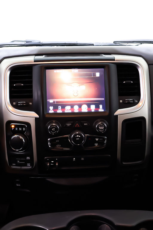 2016 Ram 1500 SLT OUTDOORSMAN + 4X4 + QUAD CAB + V6 3.6L in Terrebonne, Quebec - 18 - w1024h768px