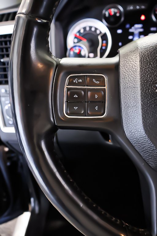 Ram 1500 BIG HORN + 4X4 + CREW CAB + V6  TURBO DIESEL 2017 à Terrebonne, Québec - 15 - w1024h768px