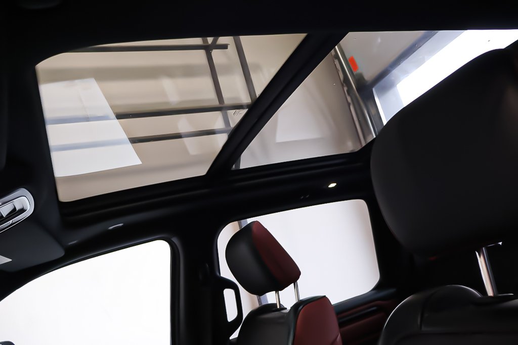 2017 Ram 1500 TRADESMAN + 4X4 CREW CAB + V8 HEMI 5.7L in Terrebonne, Quebec - 11 - w1024h768px