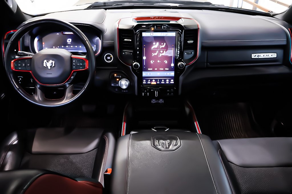 2017 Ram 1500 TRADESMAN + 4X4 CREW CAB + V8 HEMI 5.7L in Terrebonne, Quebec - 14 - w1024h768px