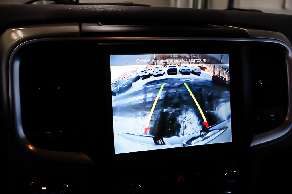 Ram 1500 OUTDOORSMAN + 4X4 + QUAD CAB + V8 HEMI 5.7L 2017 à Terrebonne, Québec - 21 - w1024h768px