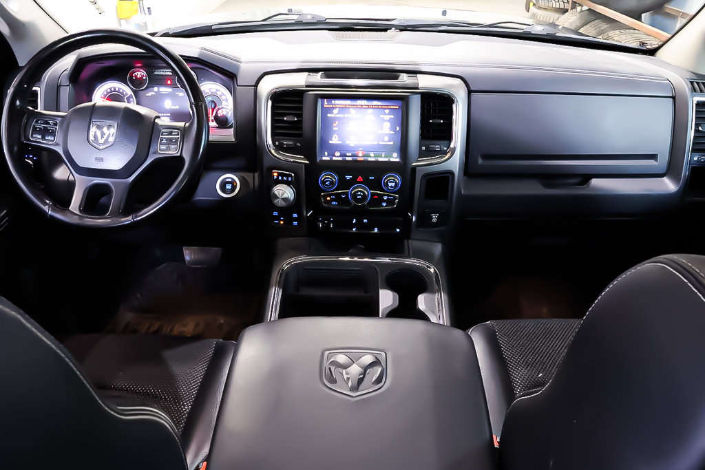 2018 Ram 1500 SPORT + 4X4 + CREW CAB + BOITE 6'4'' in Terrebonne, Quebec - 11 - w1024h768px