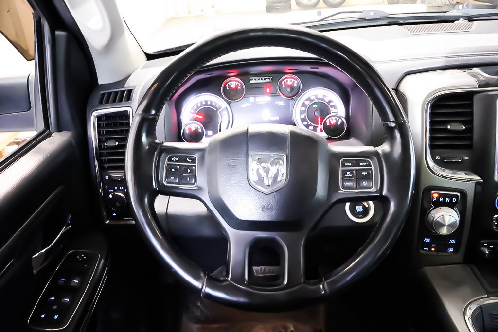 2018 Ram 1500 SPORT + 4X4 + CREW CAB + BOITE 6'4'' in Terrebonne, Quebec - 13 - w1024h768px