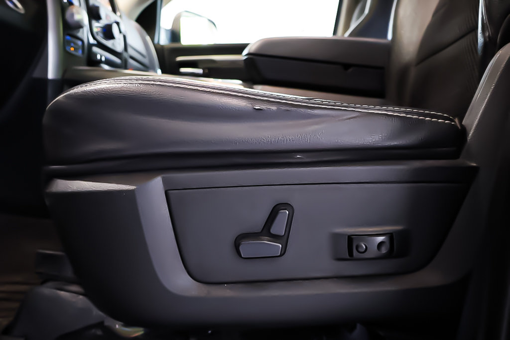 2018 Ram 1500 SPORT + 4X4 + CREW CAB + BOITE 6'4'' in Terrebonne, Quebec - 10 - w1024h768px
