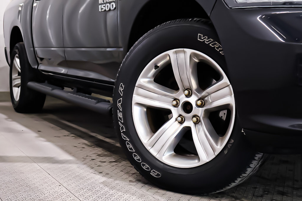 Ram 1500 SPORT + 4X4 + CREW CAB + V6 DIESEL 2018 à Terrebonne, Québec - 9 - w1024h768px
