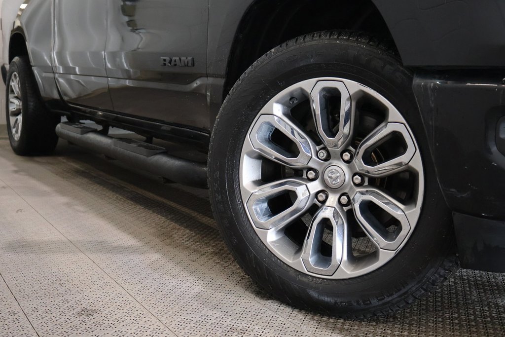 2019 Ram 1500 SPORT + 4X4 + CREW CAB + V8 5.7L + BOITE 6' 4'' in Terrebonne, Quebec - 9 - w1024h768px