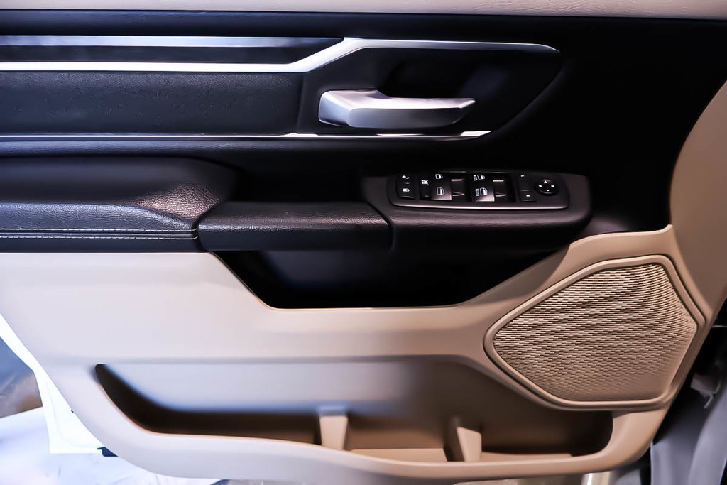 Ram 1500 BIG HORN + 4X4 + CREW CAB + V8 5.7L + BOITE 6'4 2019 à Terrebonne, Québec - 25 - w1024h768px