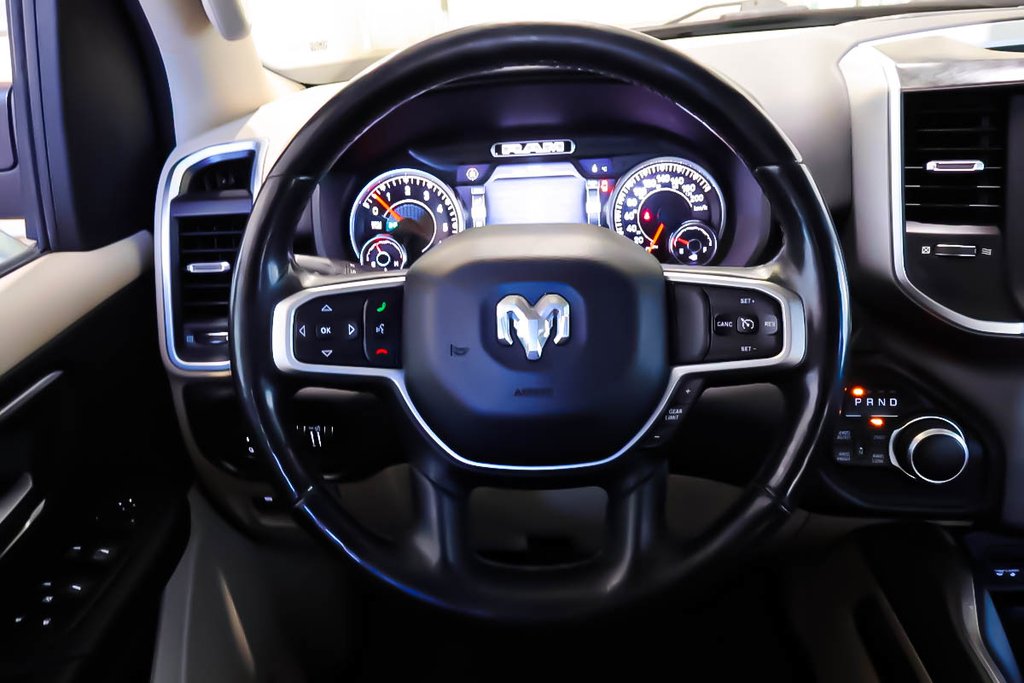 Ram 1500 BIG HORN + 4X4 + CREW CAB + V8 5.7L + BOITE 6'4 2019 à Terrebonne, Québec - 14 - w1024h768px