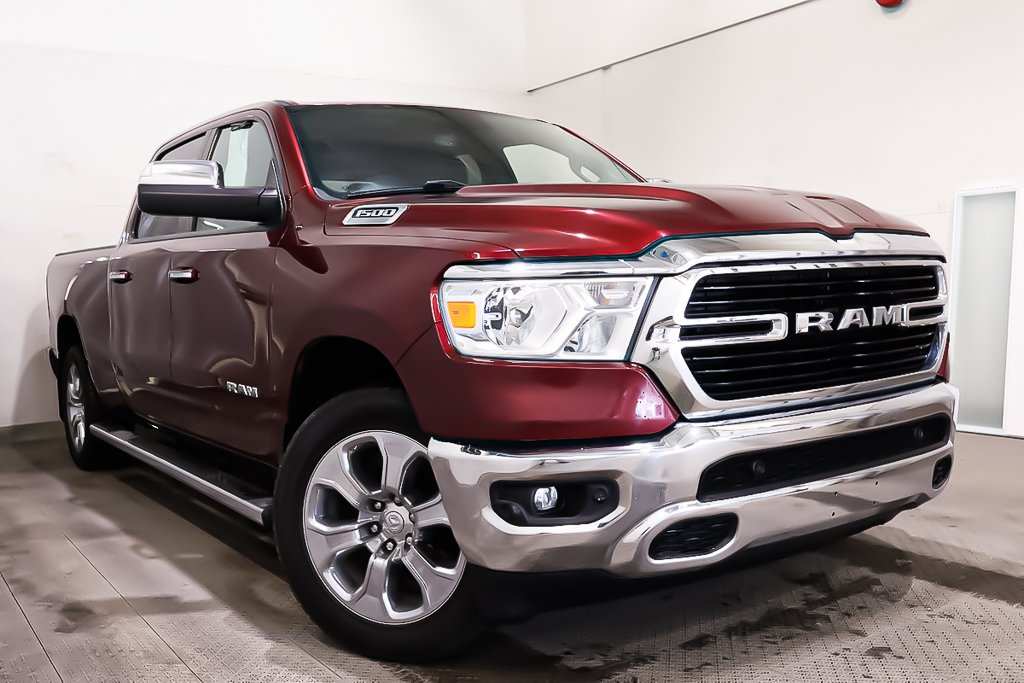2020 Ram 1500 BIG HORN CREW CAB + 4X4 + V6 3.6L in Terrebonne, Quebec - 1 - w1024h768px