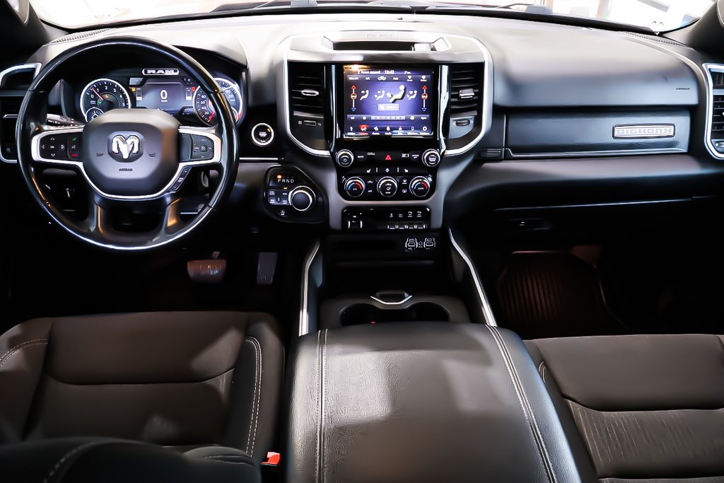 2020 Ram 1500 BIG HORN CREW CAB + 4X4 + V6 3.6L in Terrebonne, Quebec - 13 - w1024h768px
