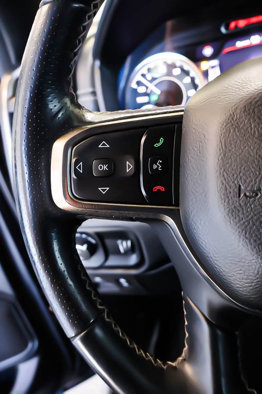 2020 Ram 1500 REBEL + 4X4 + QUAD CAB + ALLURE NOIRE + V8 HEMI in Terrebonne, Quebec - 15 - w1024h768px
