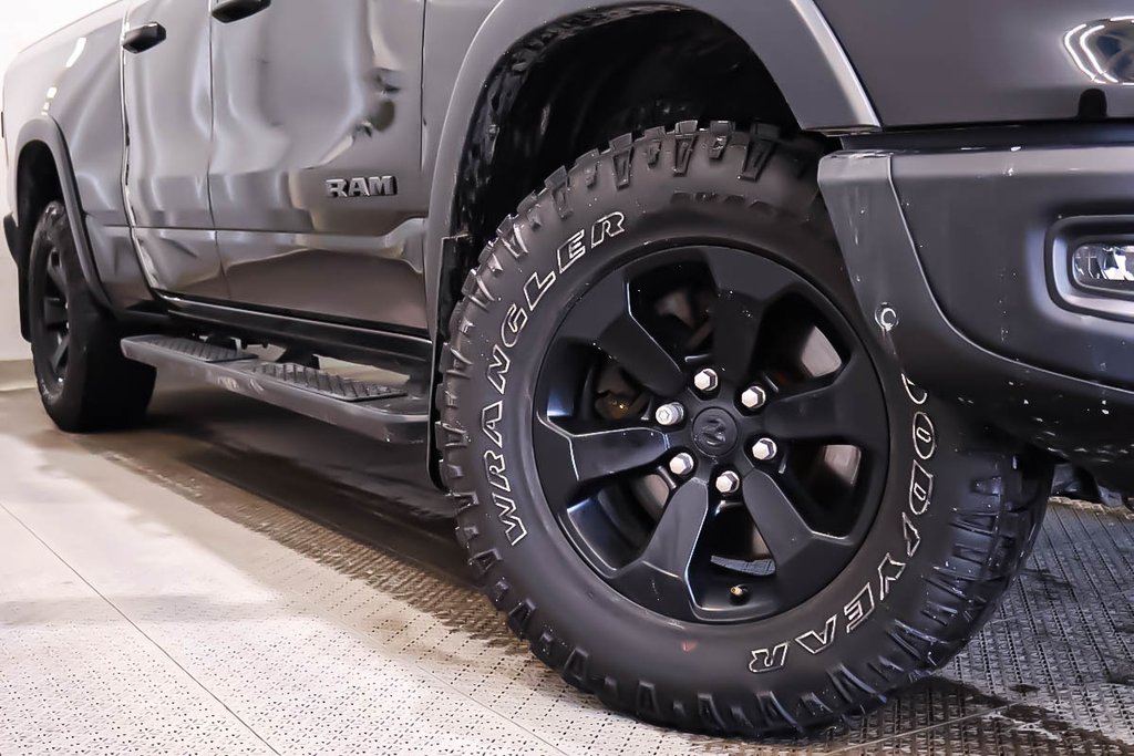 2020 Ram 1500 REBEL + 4X4 + QUAD CAB + ALLURE NOIRE + V8 HEMI in Terrebonne, Quebec - 9 - w1024h768px