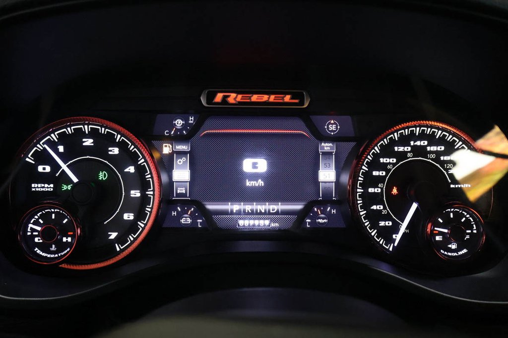 Ram 1500 REBEL + 4X4 + CREW CAB + V8 HEMI 5.7L 2020 à Terrebonne, Québec - 19 - w1024h768px