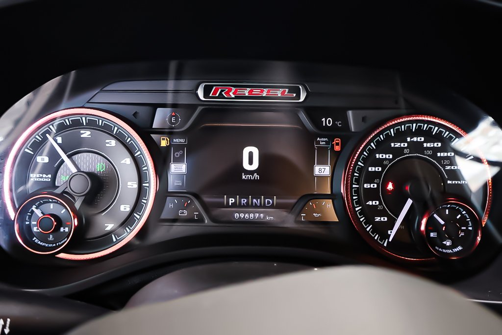 2022 Ram 1500 REBEL + CREW CAB + 4X4 + V8 HEMI 5.7L in Terrebonne, Quebec - 18 - w1024h768px