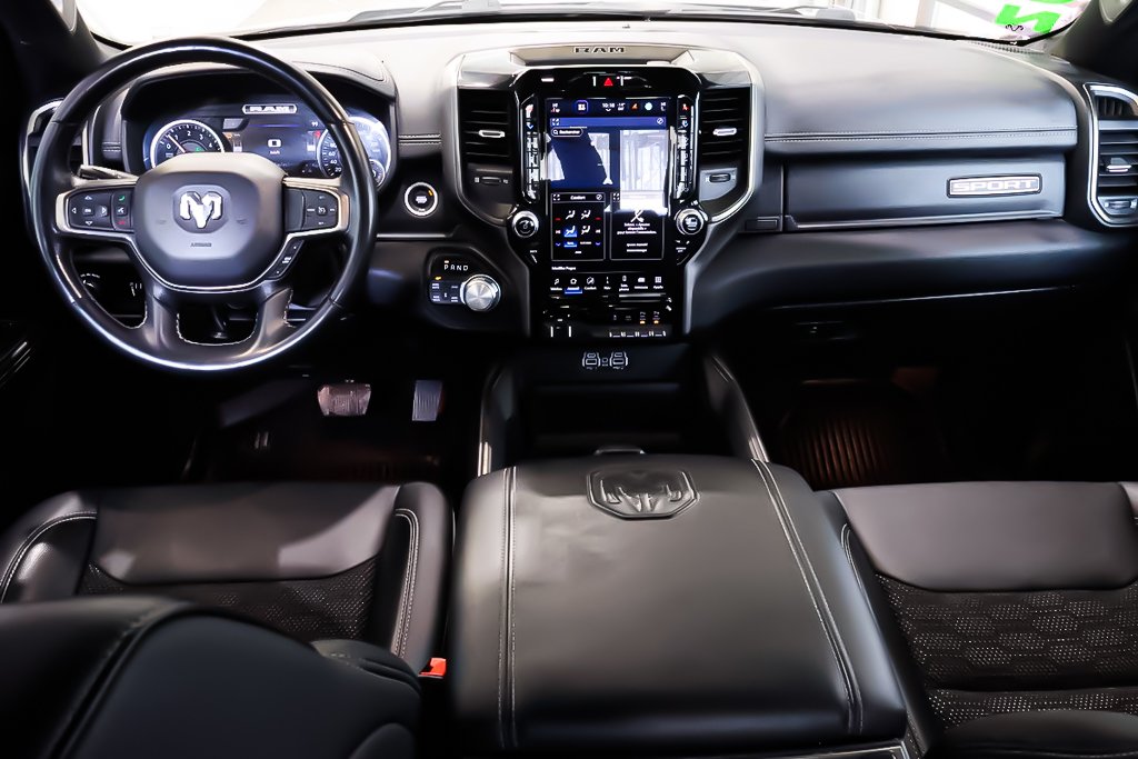 2022 Ram 1500 SPORT + 4X4 CREW CAB + V8 HEMI 5.7L in Terrebonne, Quebec - 13 - w1024h768px