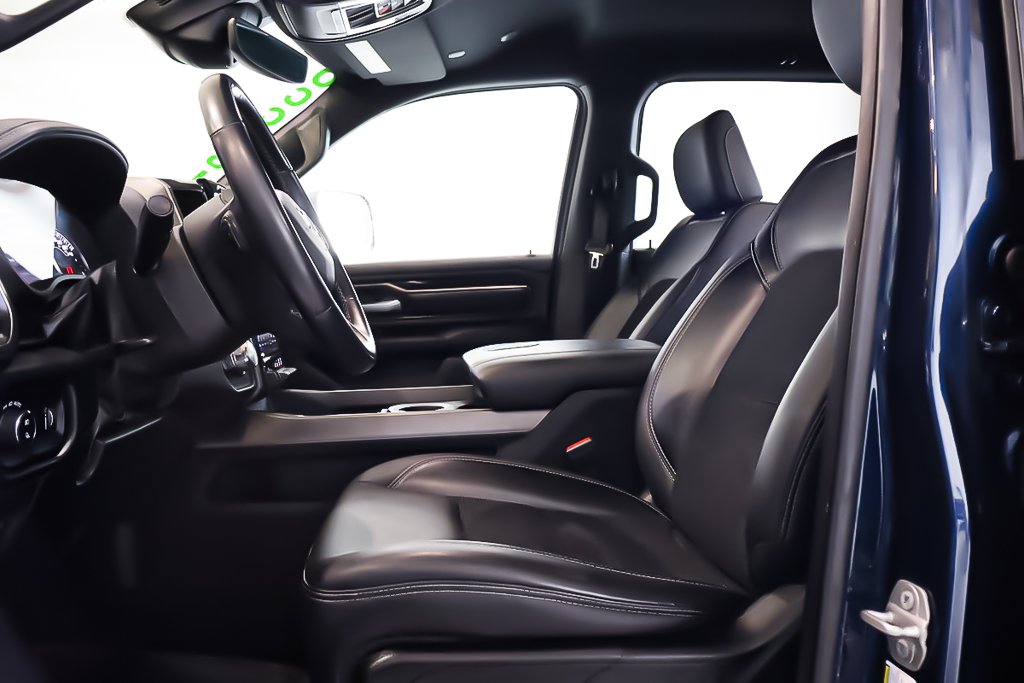2022 Ram 1500 SPORT + 4X4 CREW CAB + V8 HEMI 5.7L in Terrebonne, Quebec - 10 - w1024h768px