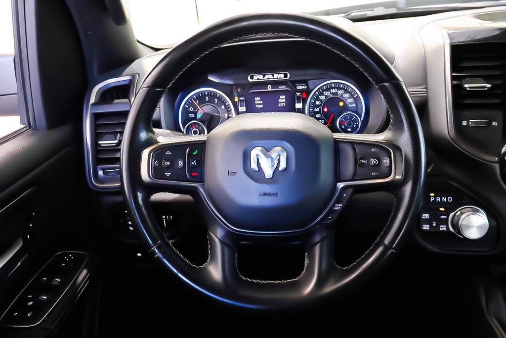 Ram 1500 SPORT + 4X4 + CREW CAB + NIGHT EDITION + V8 HEMI 2022 à Terrebonne, Québec - 14 - w1024h768px