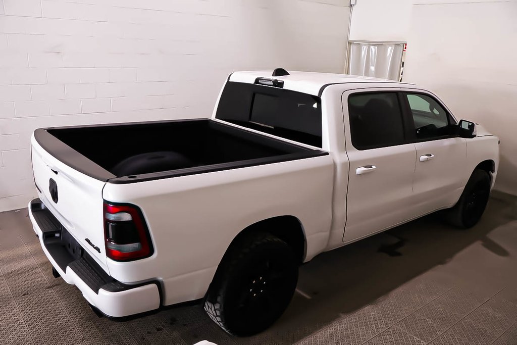 Ram 1500 SPORT + 4X4 + CREW CAB + NIGHT EDITION + V8 HEMI 2022 à Terrebonne, Québec - 7 - w1024h768px