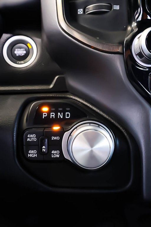 Ram 1500 SPORT + 4X4 + CREW CAB + NIGHT EDITION + V8 HEMI 2022 à Terrebonne, Québec - 19 - w1024h768px