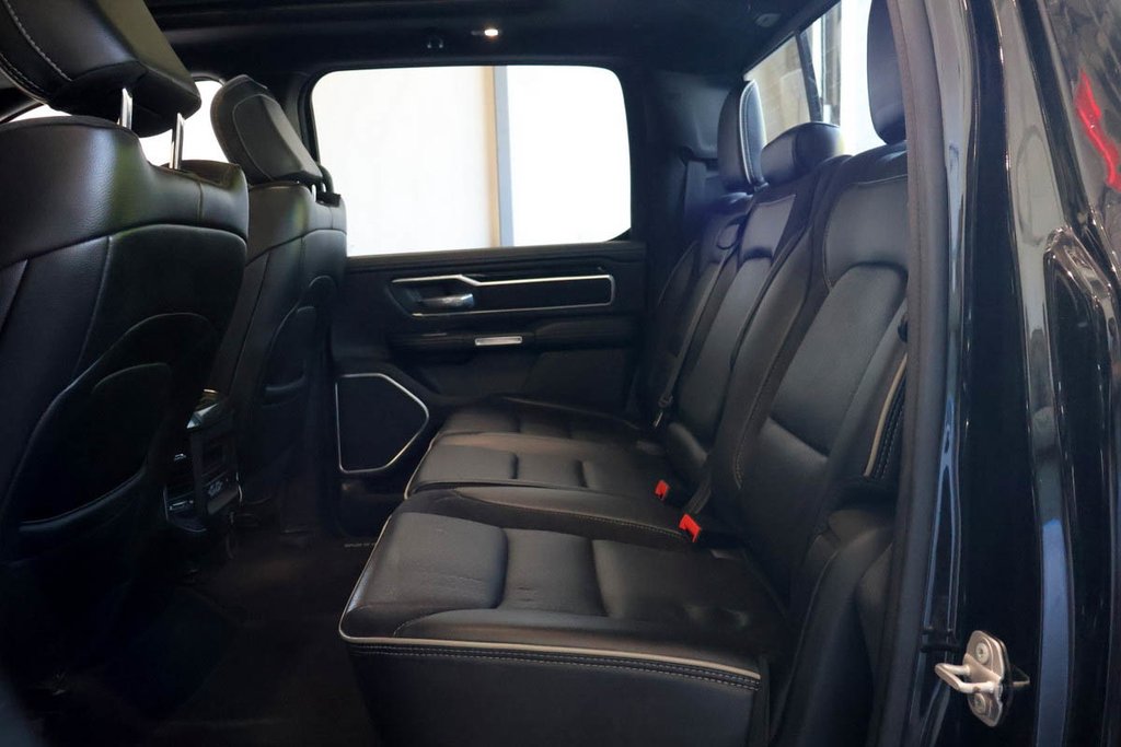 Ram 1500 LARAMIE + 4X4 + NIGHT EDITION + BOITE 6'4 2022 à Terrebonne, Québec - 30 - w1024h768px
