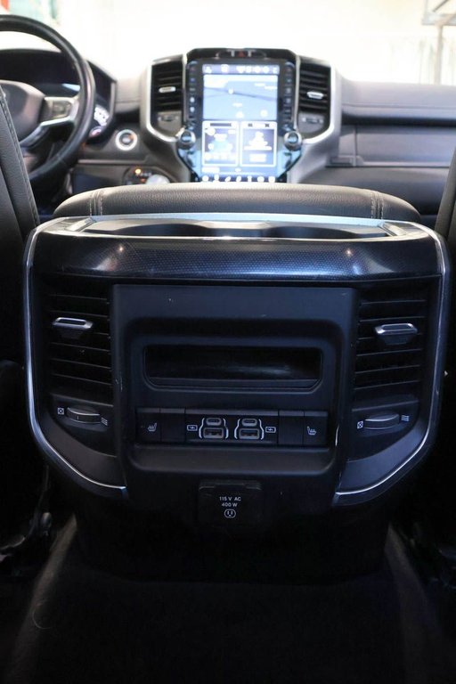 Ram 1500 LARAMIE + 4X4 + NIGHT EDITION + BOITE 6'4 2022 à Terrebonne, Québec - 31 - w1024h768px