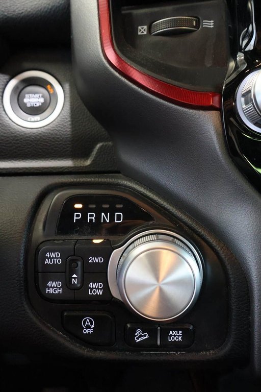 2022 Ram 1500 REBEL + 4X4 + CREW CAB + EQUIPEMENT NIVEAU 2 in Terrebonne, Quebec - 19 - w1024h768px